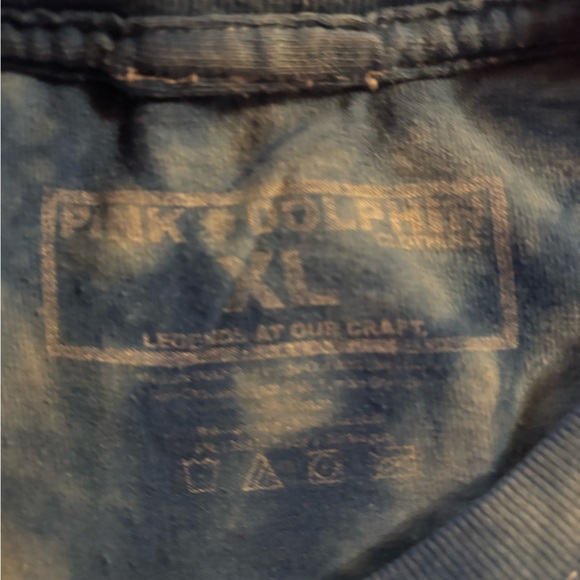 Pink Dolphin tee XL - Picture 2 of 3